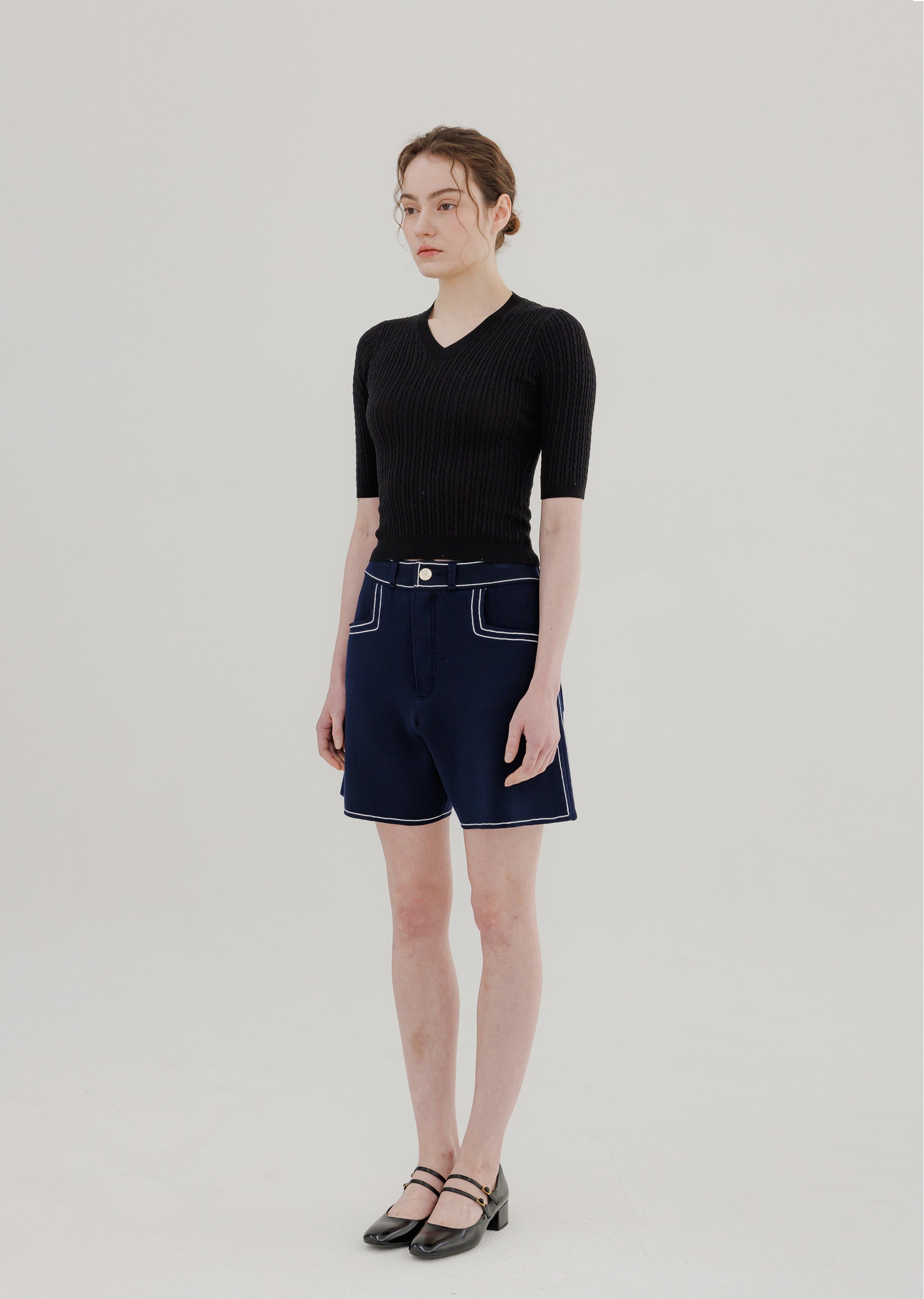 APT01 Knit Denim-Like Shorts